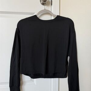 lululemon athletica black cropped long sleeve